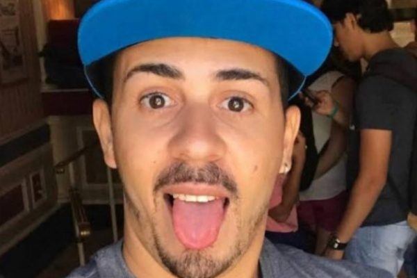 Foto-carlinhos-maia-humorista-4-600x400