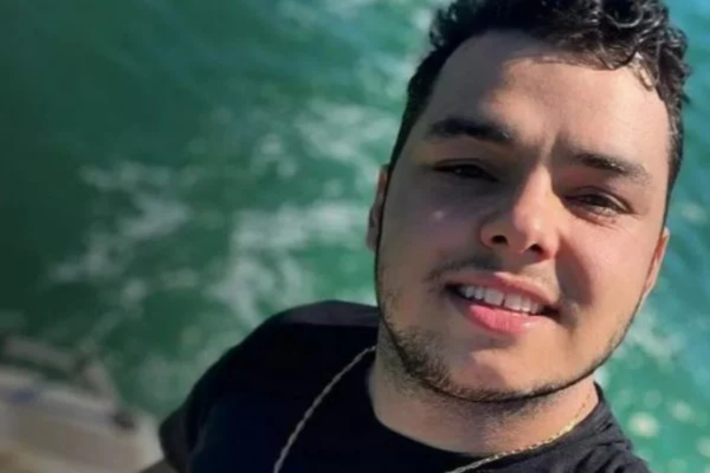 Francis-Junio-Ribeiro-baleado-no-show-da-dupla-Henrique-e-Juliano-em-Goiania-Goias-600x400