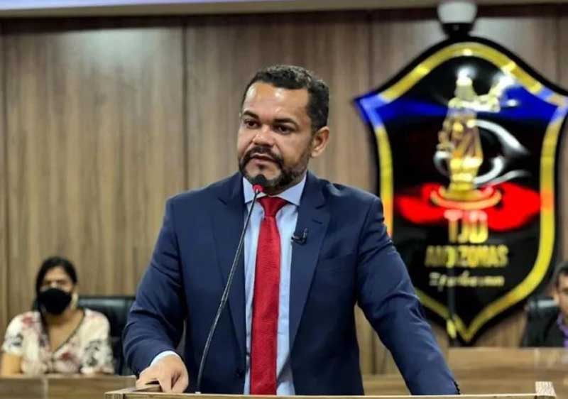 FAF tem novo presidente após 32 anos sob o domínio de Dissica; Rozenha foi aclamado nesta segunda-feira