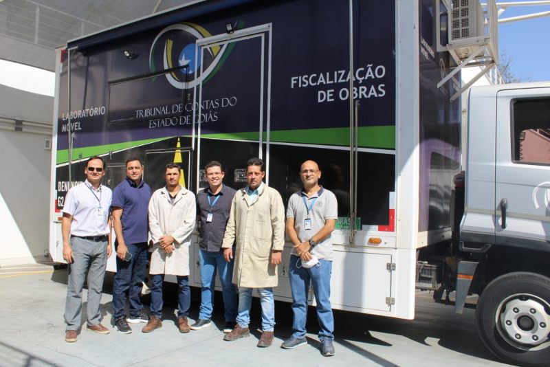 Servidores do TCE-AM visitam laboratórios de pavimentos do TCE-GO