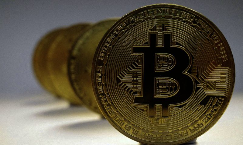 2022-02-24t192039z_1_lynxmpei1n1h3_rtroptp_4_fintech-crypto-stablecoins(1)