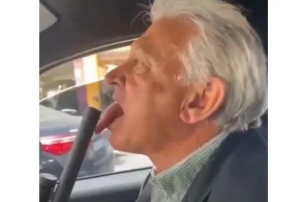 Homem-lambe-cano-de-arma-em-video-pro-Bolsonaro-600x400