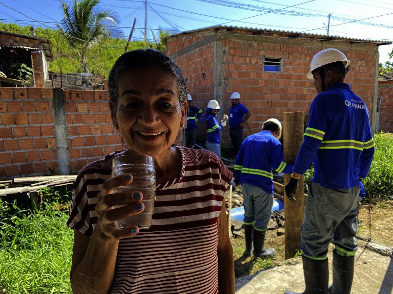 PERSONAGEM COM. FLORES(1)