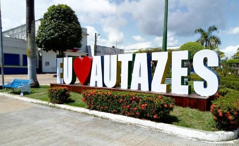 b2ap3_large_autazes-placa