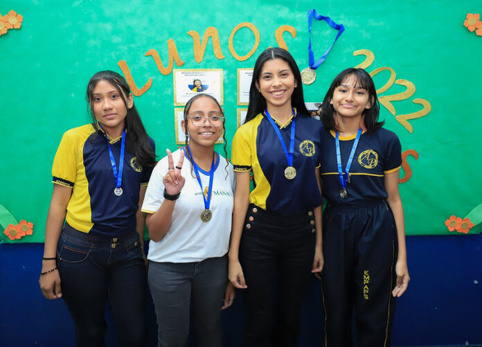 52443829379_66ffa1dfe2_c