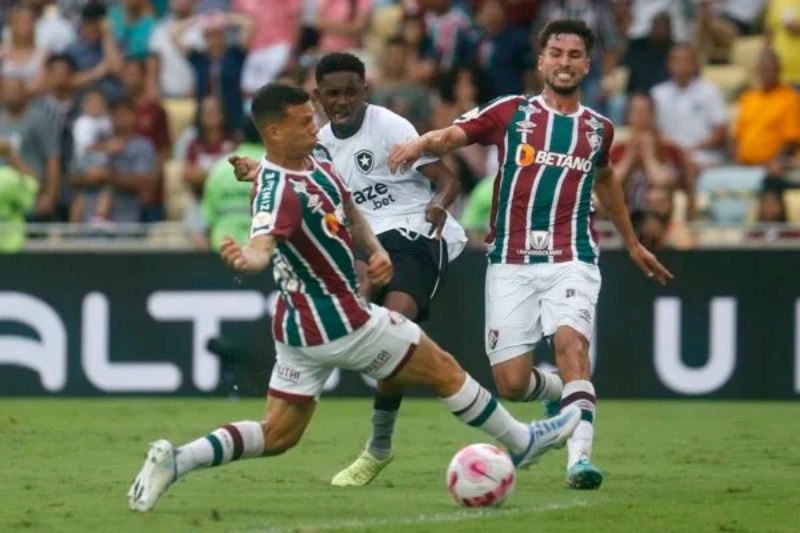 foto-Fluminense-Botafogo-23102022-600x400