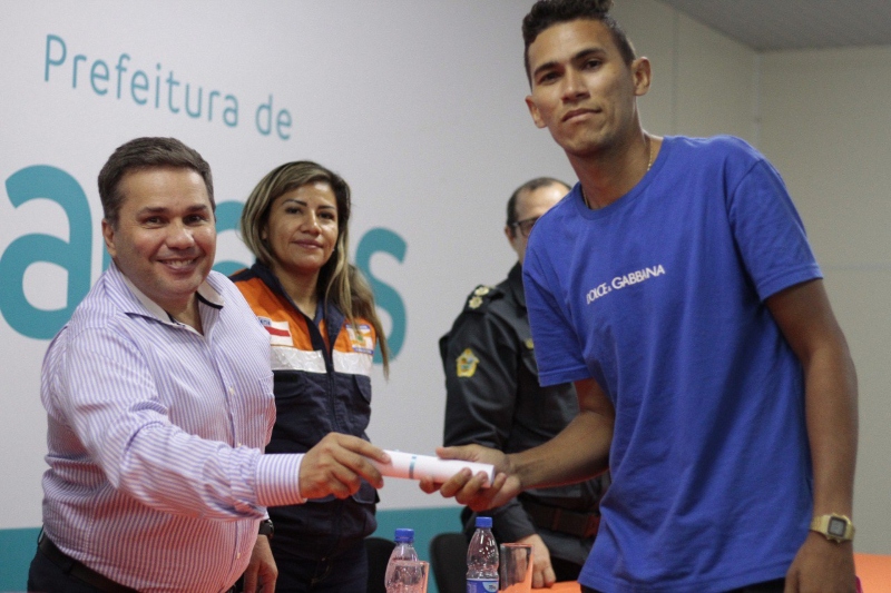 photo_5026568937575393901_y (1)