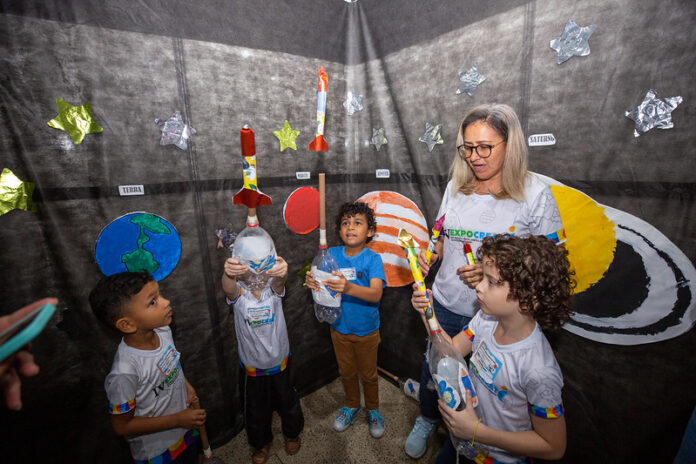 Semed realiza 4&ordf; Expocreati com mais de 130 projetos de ci&ecirc;ncias e  tecnologia