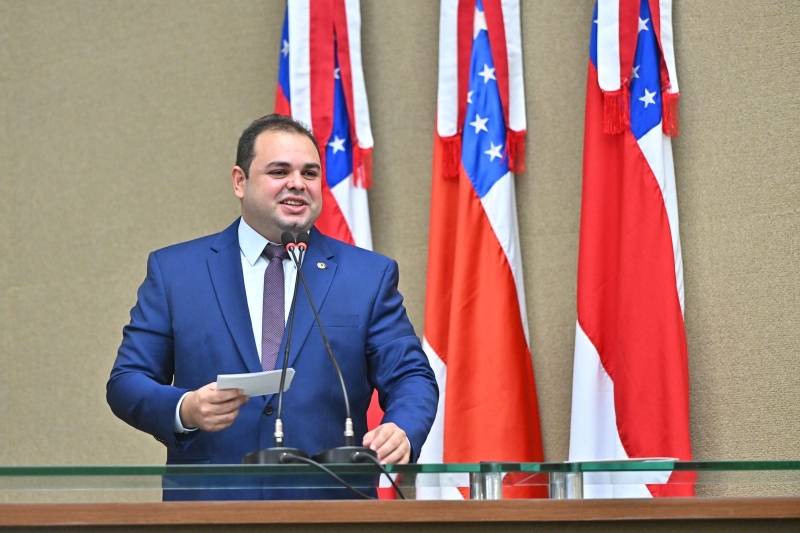 03-Dep.-Roberto-Cidade-Presidente-da-Aleam-Roberto-Cidade-reforça-compromisso-em-concluir-as-votações-da-Casa-nesta-semana