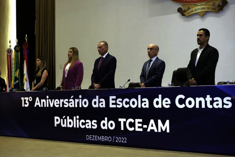 photo_4952235341583068031_y(1)