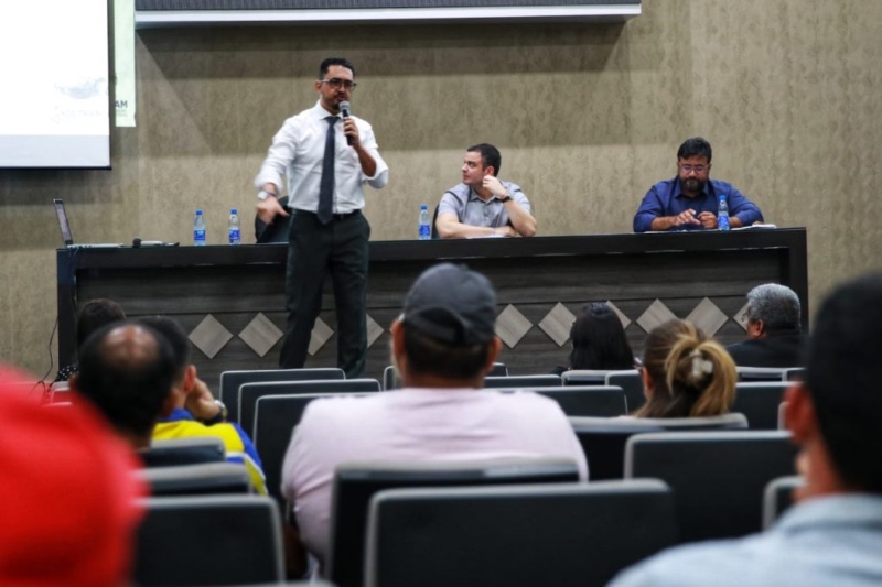 Detran-AM_Foto-Roberto-Carlos-1024x682