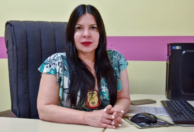 PC-AM_DELEGADA-DEBORA-MAFRA_FOTO-ERLON-RODRIGUES-1024x697 (1)