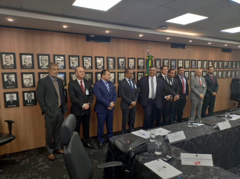 SSPAM_Secretario_Reuniao_Brasilia_Fotos_Divulgacao_SSP_AM_03-1568x1173 (1)