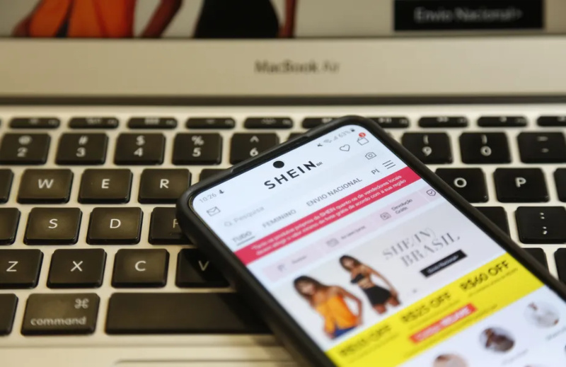 102700495-ec-rio-de-janeiro-rj-13-04-2023-taxacao-de-e-commerce-internacional-como-shein-shopee-e-al(1)