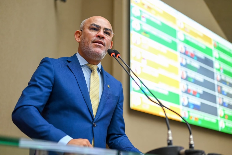 03-Dep.-Cabo-Maciel-propõe-prioridade-para-estudantes-filhos-de-PCD-e-pessoas-idosas-em-escolas-próximas-de-casa-2