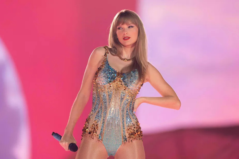 102594443-us-singer-songwriter-taylor-swift-performs-onstage-on-the-first-night-of-her-eras-tour-at(1)