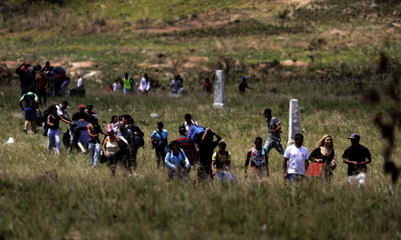 2019-05-21t130504z_1_lynxnpef4k13z_rtroptp_4_venezuela-politics-brazil(1)