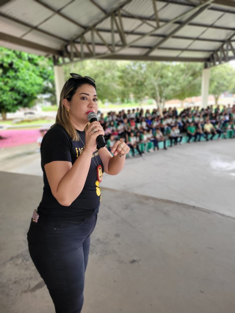 PC-AM DELEGADA ROBERTA MERLY