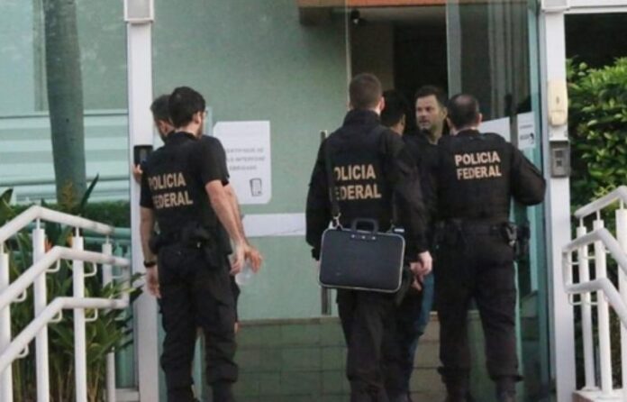 POLÍCIA FEDERAL, COMBOIO É ATACADO