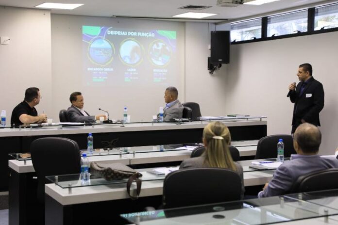 Sefaz-apresenta-relatório-quadrimestral-das-contas-do-governo-na-Assembleia-Legislativa