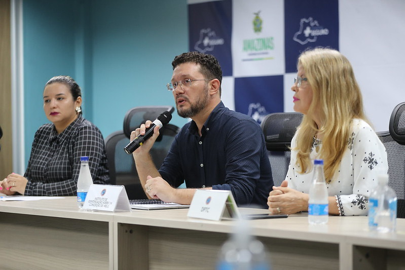 SSP-e-Sejusc-promovem-mutirao-para-emissao-de-Carteira-de-Identidade-Nacional_Mahatma-Porto_diretor-do-Instituto-de-Identificacao-Aderson-Conceicao-de-Melo_Foto-Antonio-Lima-Secom-1