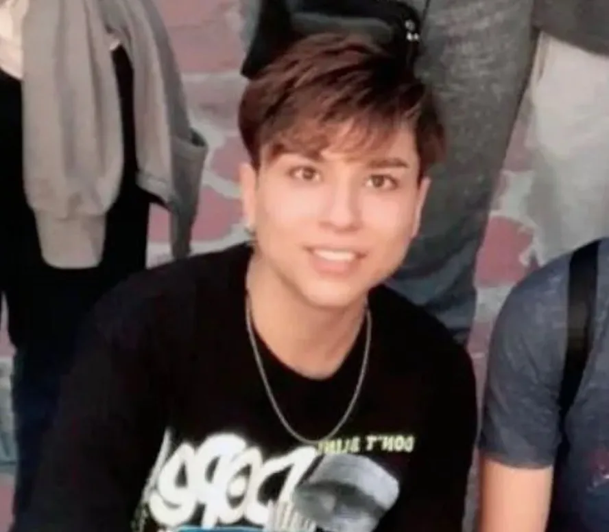 b6aa10f4-6fa8-4421-9a67-fafc33f787c7