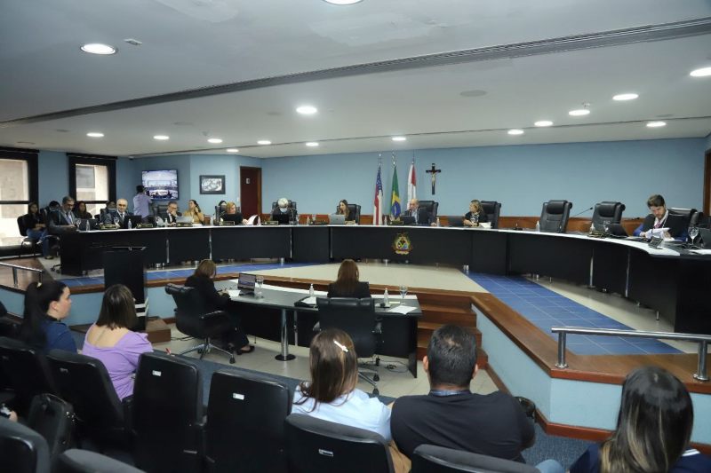 photo_5109418989859220658_y-1