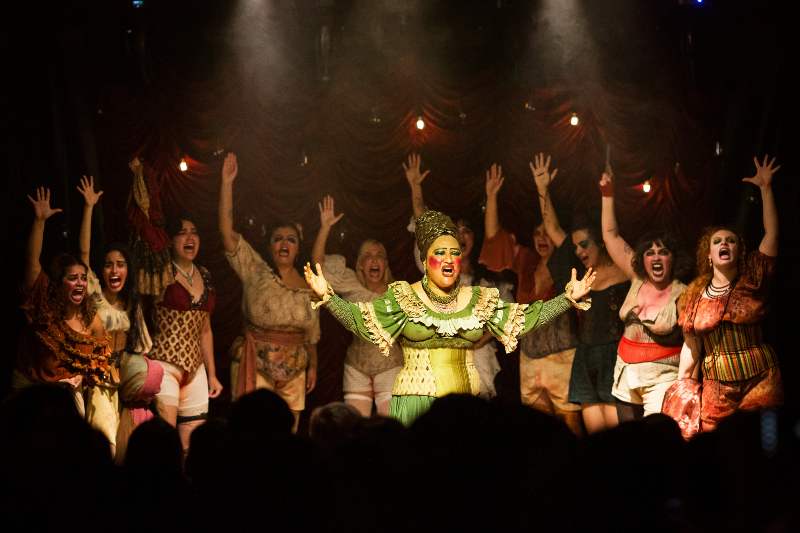 Cultura_Fetam_Cabaré Chinelo 4_FOTO Vivian Gradela (1) (1)