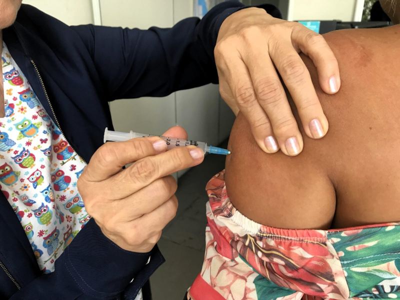 FVS-RCP_Vacinacao-contra-a-Covid-19_FOTO-Lucas-Macedo-FVS-RCP-3-1536x1152 (1)