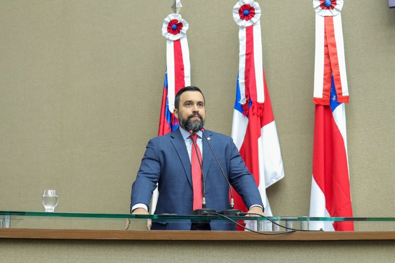 Dr.-George-Lins-destaca-realizacao-de-transplantes-de-rins-de-doadores-falecidos-pelo-Governo-do-Estado-Foto-Leandro-Castro-scaled(1)