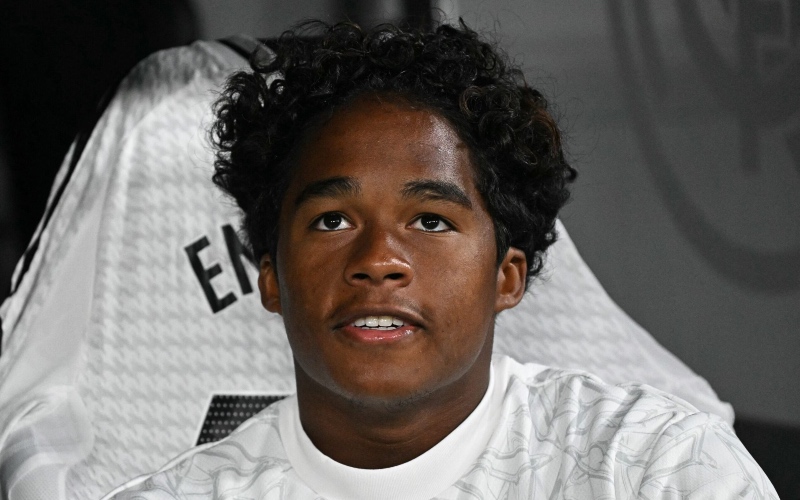 Endrick-em-Real-Madrid-x-Alaves-por-La-Liga-scaled-aspect-ratio-512-320-2