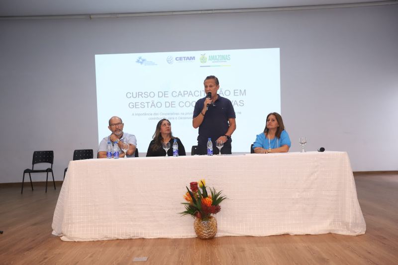 Emenda-de-Adjuto-Afonso-possibilita-curso-de-Gestao-em-Cooperativas-Foto-Ney-Xavier-scaled