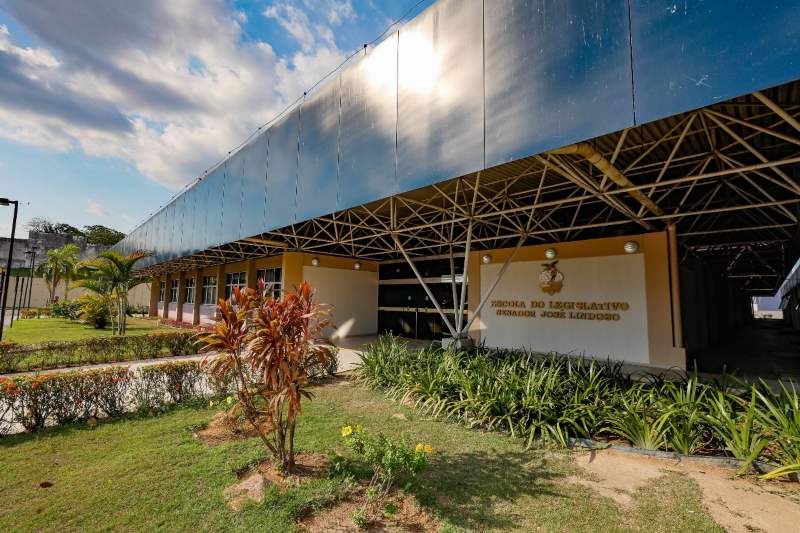 Escola-do-Legislativo-da-Aleam-divulga-programacao-de-cursos-para-a-proxima-semana-Foto-Alberto-Cesar-Araujo-Aleam