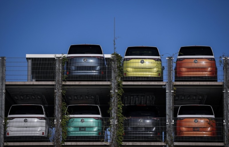 2460f1220711fd8e840599c5742754254f97c71f-2