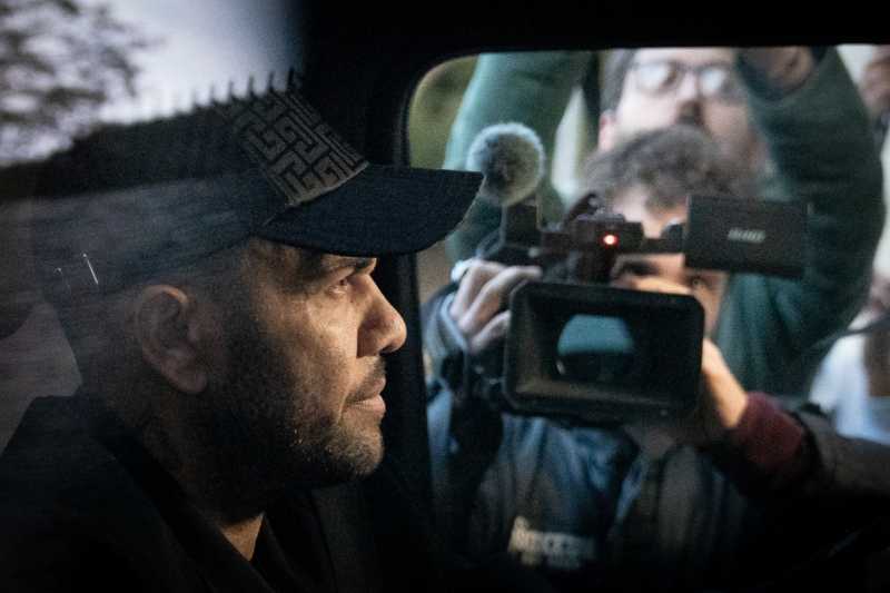 daniel-alves-justica-passaportes-liberados(1)