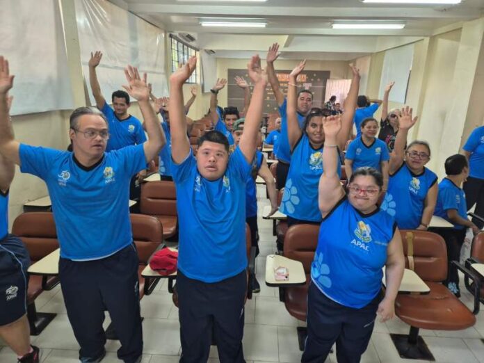 Encerramento da Semana da Lenda do Bumbá Meu Boi encanta assistidos da Apae Manaus e celebra o orgulho amazônico às vésperas do Festival de Parintins (3)