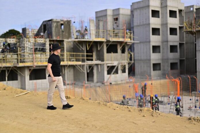 54671874688_9dfb2e9a47_c (1)