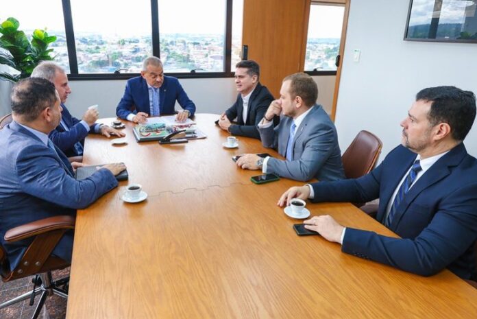 Prefeitura de Manaus e Tribunal de Justiça do Amazonas efetuam parceria que extingue 200 mil ações de dívidas pequenas da justiça(2)