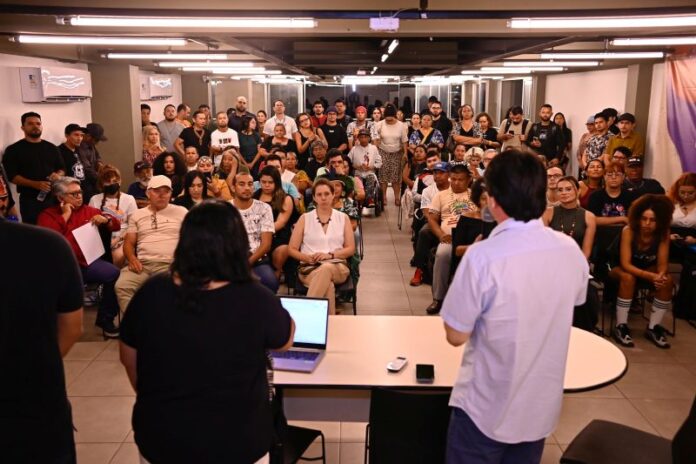 Prefeitura de Manaus realiza reunião com fóruns de cultura para diálogo sobre o ‘#SouManaus 2025’