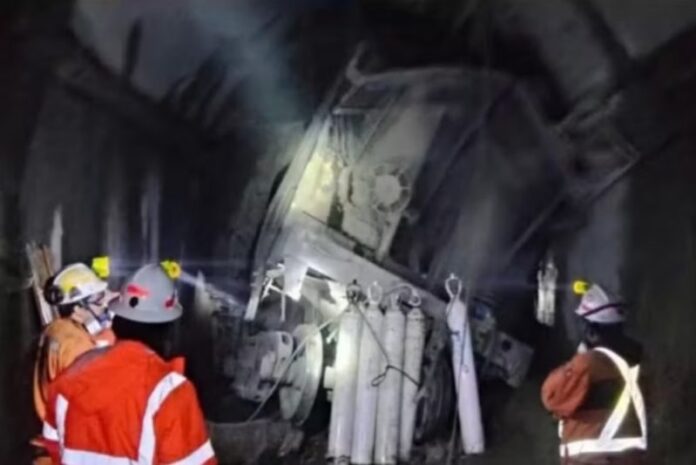 8e8a81838752e6c0691b6e3b9e675d13