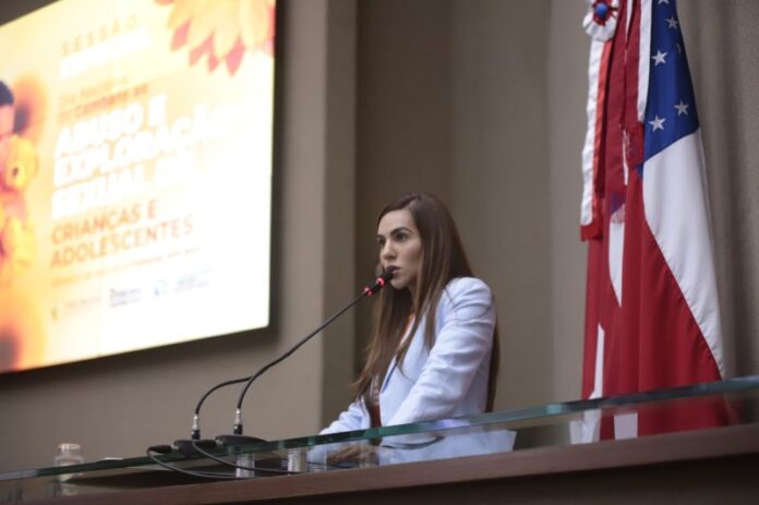 Assembleia-Legislativa-do-Amazonas-mantem-defesa-permanente-de-criancas-e-adolescentes-Foto-Matheus-Rodrigues-Aleam
