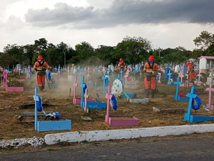 Cemitérios públicos de Manaus terão missas e cultos no Dia dos Pais com estrutura reforçada pela prefeitura para receber visitantes 2