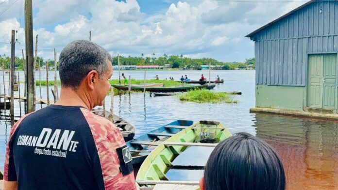 Comandante-Dan-destaca-que-o-desenvolvimento-e-a-preservacao-da-Amazonia-devem-obedecer-a-legislacao-vigente-e-aos-interesses-da-populacao-local(1)