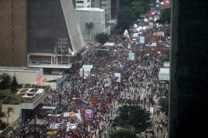 Educação-manifestações-em-SP