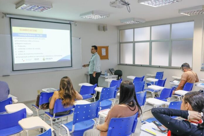 Escola-do-Legislativo-da-Aleam-divulga-programacao-de-cursos-para-setembro-de-2025-Foto-Alberto-Cesar-Araujo-Aleam
