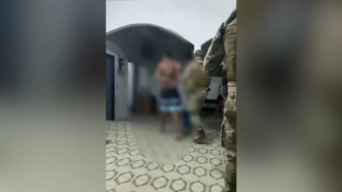 Polícias prendem suspeitos de pornografia e exploração infantil no Alagoas