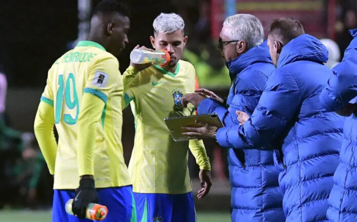 AFP__20250910__73Y64NU__v1__HighRes__FblWc2026SamericaQualifiersBolBra-aspect-ratio-512-320-3