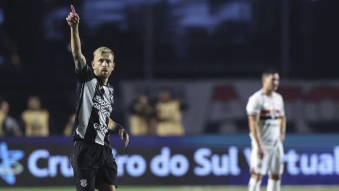 Brasileirão_ São Paulo joga mal, perde para o Ceará e segue em má fase
