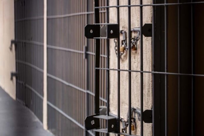 CCJ da Alerj aprova restrição a saidinhas e fim das visitas íntimas