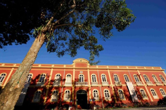 Cultura_Palacete-Provincial_foto_Arquivo_Secretaria-de-Estado-de-Cultura-e-Economia-Criativa-2-1024x685(1)